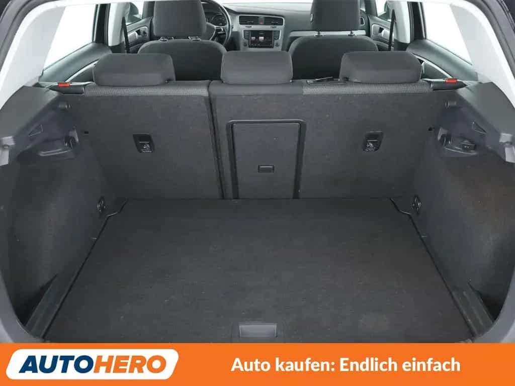 Volkswagen Golf VII 1.2 TSI Comfortline BMT*TEMPO*PDC*SHZ* 08/2015-photo-17