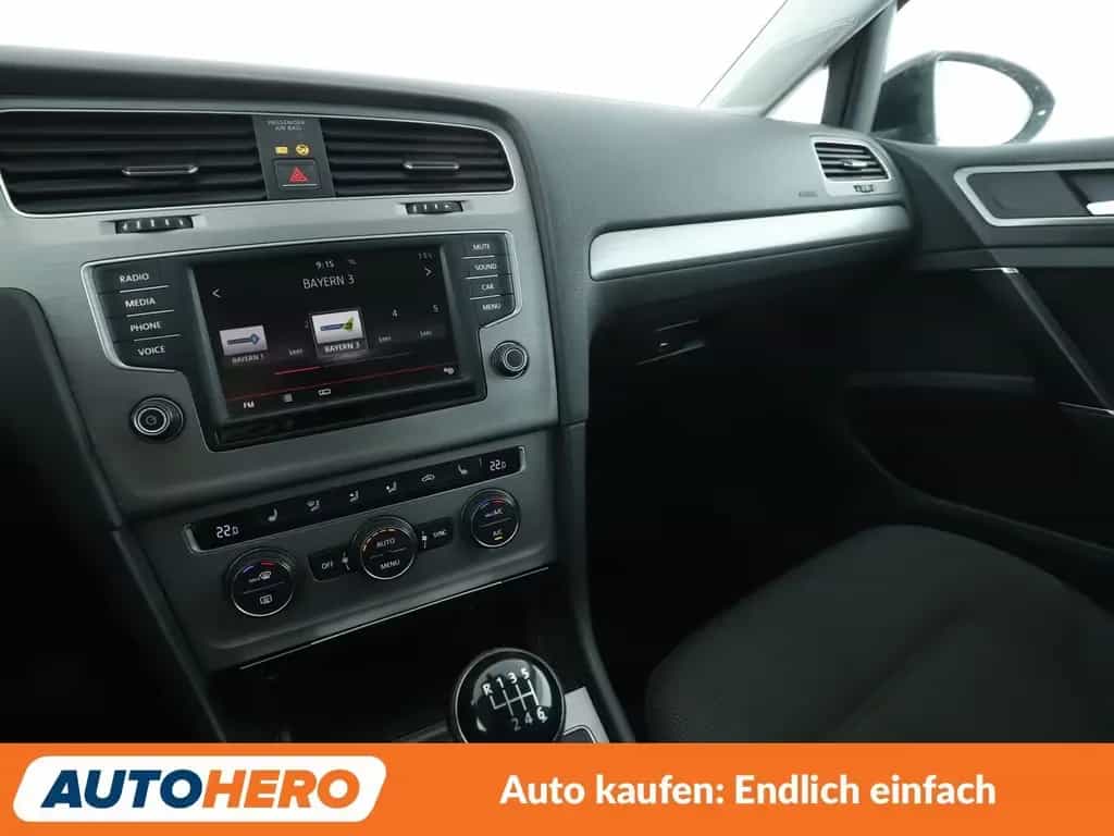 Volkswagen Golf VII 1.2 TSI Comfortline BMT*TEMPO*PDC*SHZ* 08/2015-photo-23
