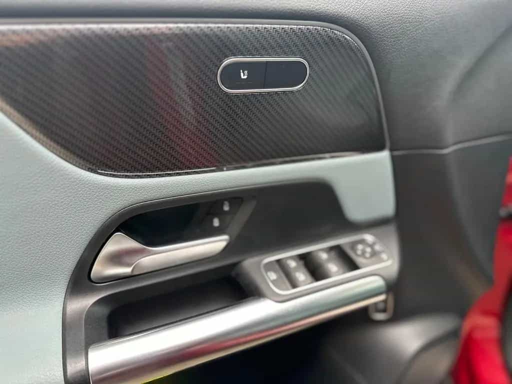 Mercedes-Benz GLA 35 AMG 4Matic Leder RFK Lenkradheizung 09/2023-photo-14