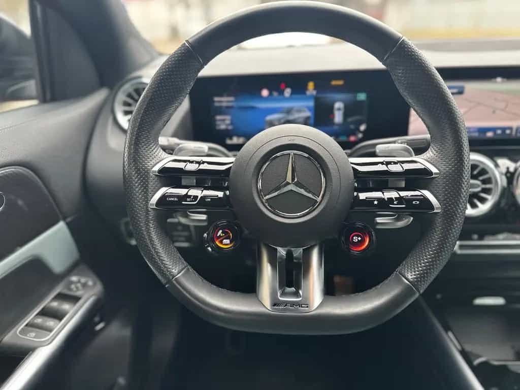 Mercedes-Benz GLA 35 AMG 4Matic Leder RFK Lenkradheizung 09/2023-photo-17