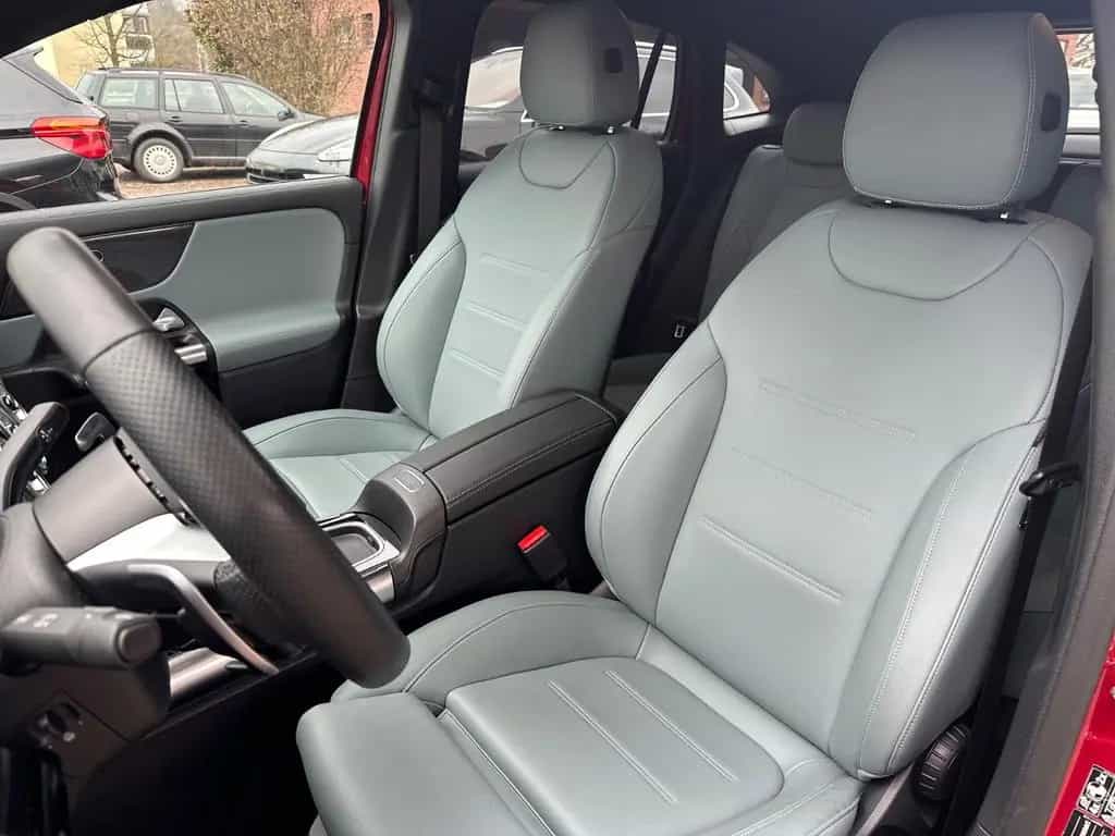 Mercedes-Benz GLA 35 AMG 4Matic Leder RFK Lenkradheizung 09/2023-photo-26