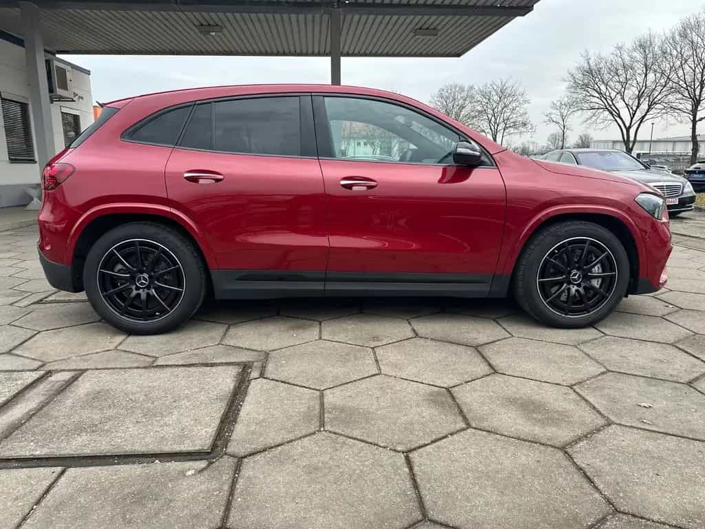Mercedes-Benz GLA 35 AMG 4Matic Leder RFK Lenkradheizung 09/2023-photo-4