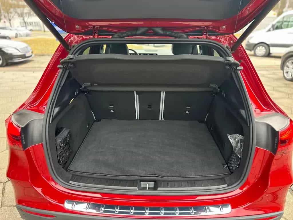 Mercedes-Benz GLA 35 AMG 4Matic Leder RFK Lenkradheizung 09/2023-photo-9