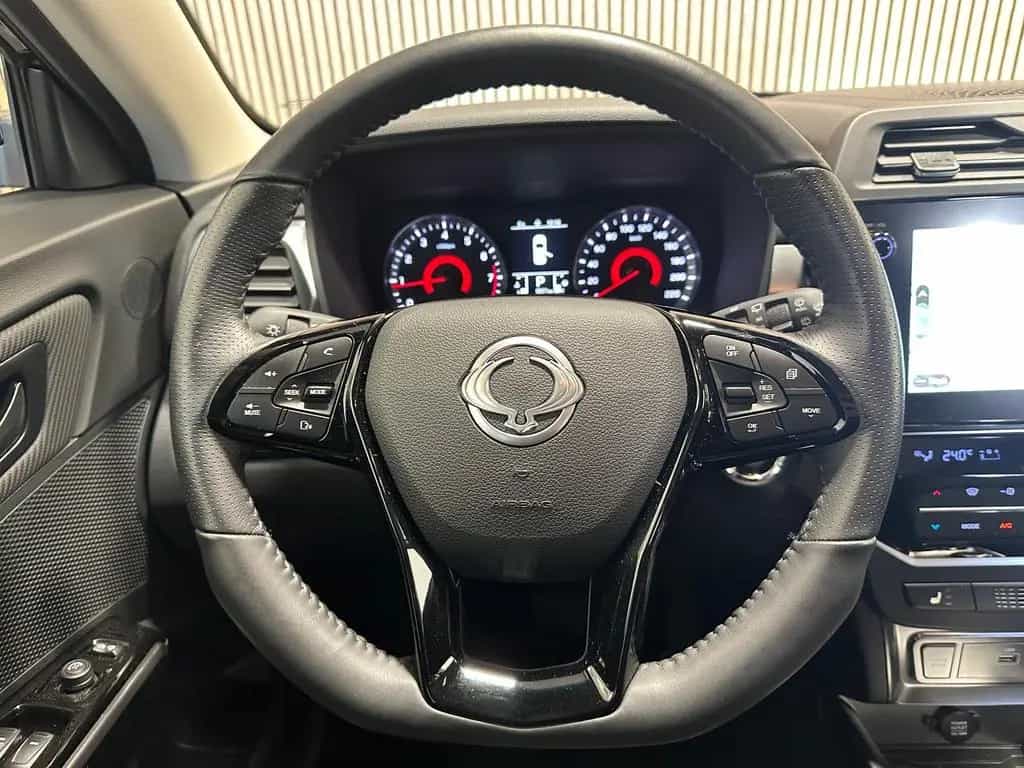KGM Tivoli Grand 1.5 P 2WD AT Blackline LED|Navi|SHZ 10/2024-photo-6