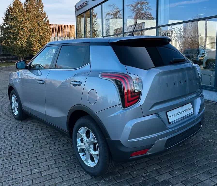 Ssangyong Tivoli Nomad / Essential Automatik Neuwagen null-photo-3