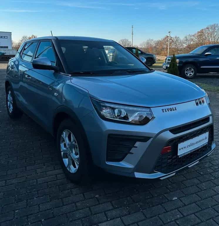 Ssangyong Tivoli Nomad / Essential Automatik Neuwagen null-photo-6
