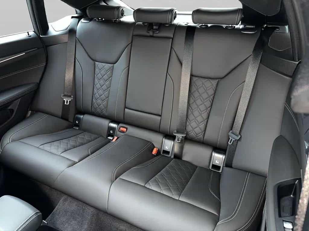 ALPINA B4 GT Gran Coupe Allrad / PN #075 02/2026-photo-14