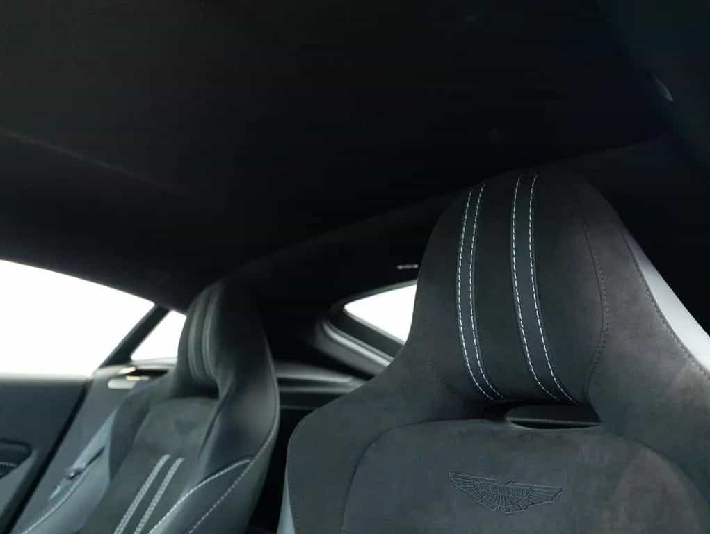 Aston Martin V8 Vantage 4.0 V8, PPF, full service history 11/2022-photo-11