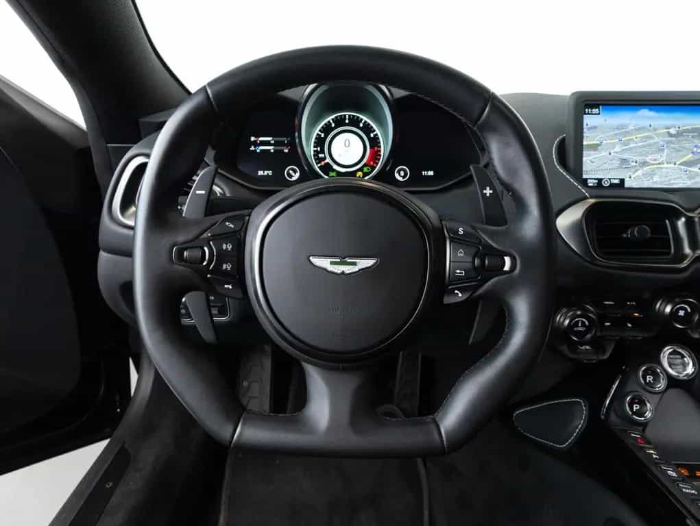 Aston Martin V8 Vantage 4.0 V8, PPF, full service history 11/2022-photo-13