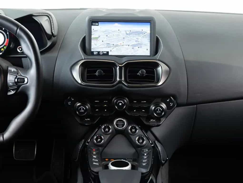 Aston Martin V8 Vantage 4.0 V8, PPF, full service history 11/2022-photo-14