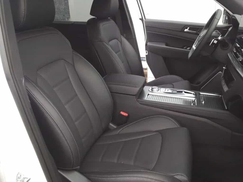 Ssangyong REXTON Black LUX  2.2 CRD 8AT Allrad null-photo-11