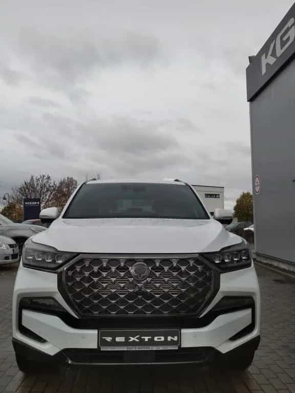 Ssangyong REXTON Black LUX  2.2 CRD 8AT Allrad null-photo-2
