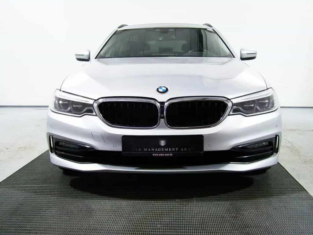 BMW 5 Series 530d Touring Sport Line AMB+LIVECOCKP+PANO+STH 05/2020-photo-1