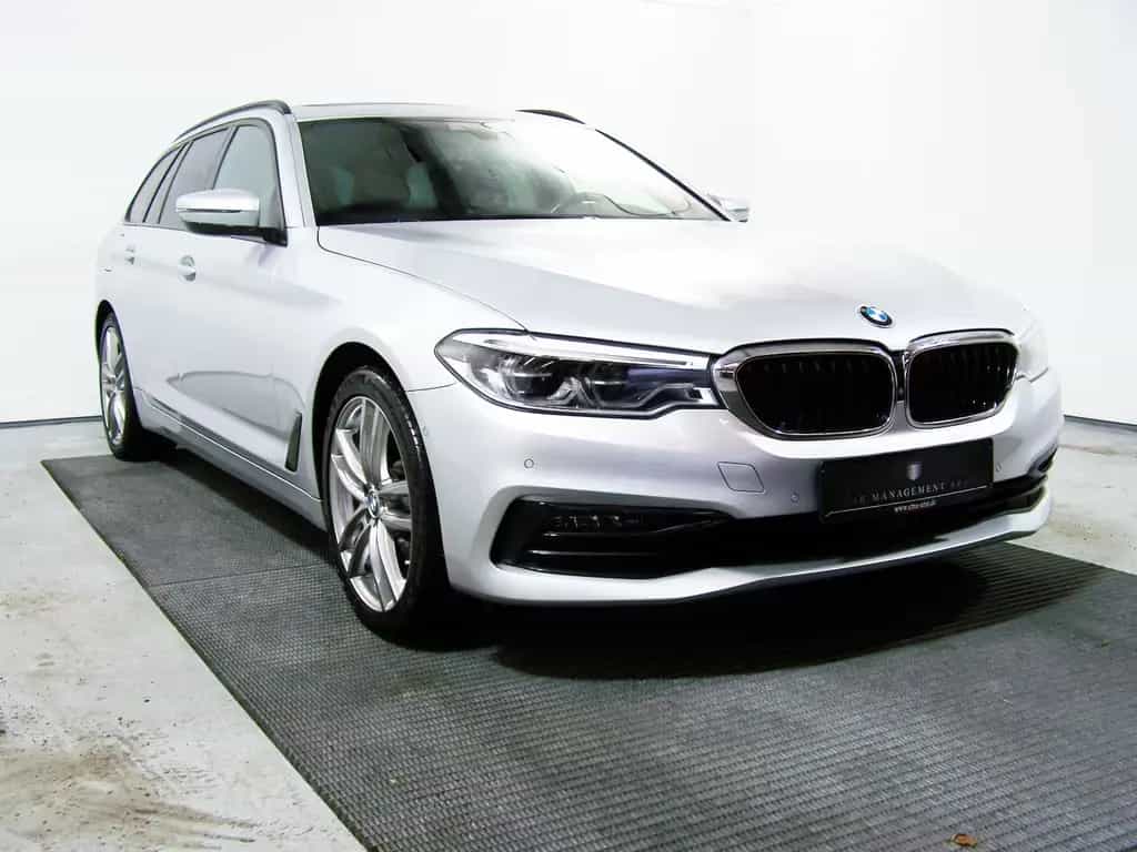 BMW 5 Series 530d Touring Sport Line AMB+LIVECOCKP+PANO+STH 05/2020-photo-2