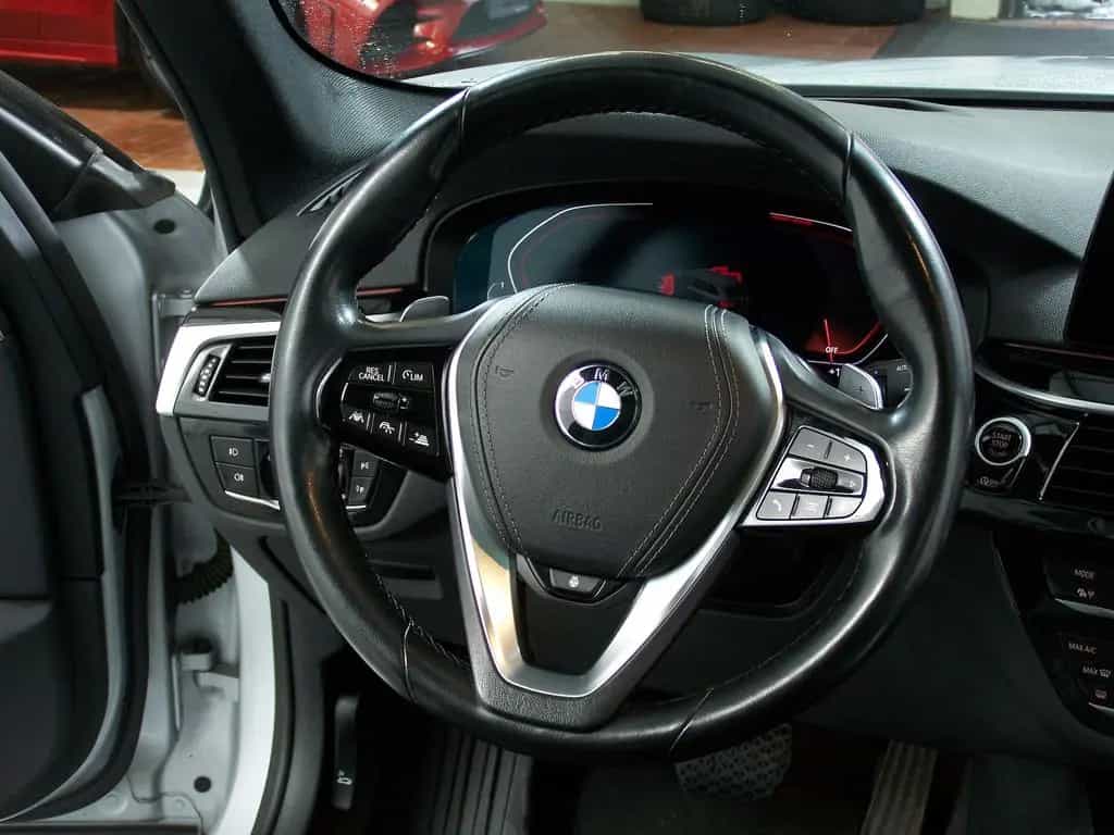 BMW 5 Series 530d Touring Sport Line AMB+LIVECOCKP+PANO+STH 05/2020-photo-9
