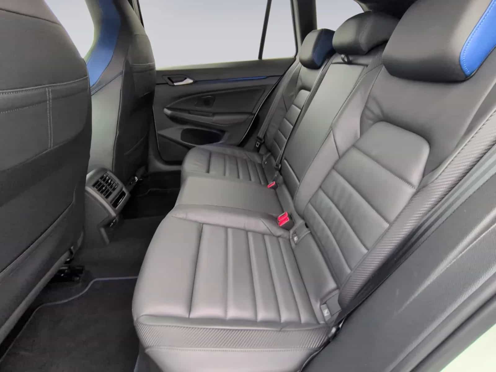 Volkswagen Golf 01/2022-photo-15