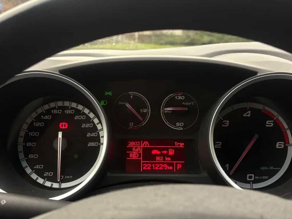 Alfa Romeo Giulietta 2.0 JTDm-2 170 CV AUTOMATIC 03/2013-photo-9