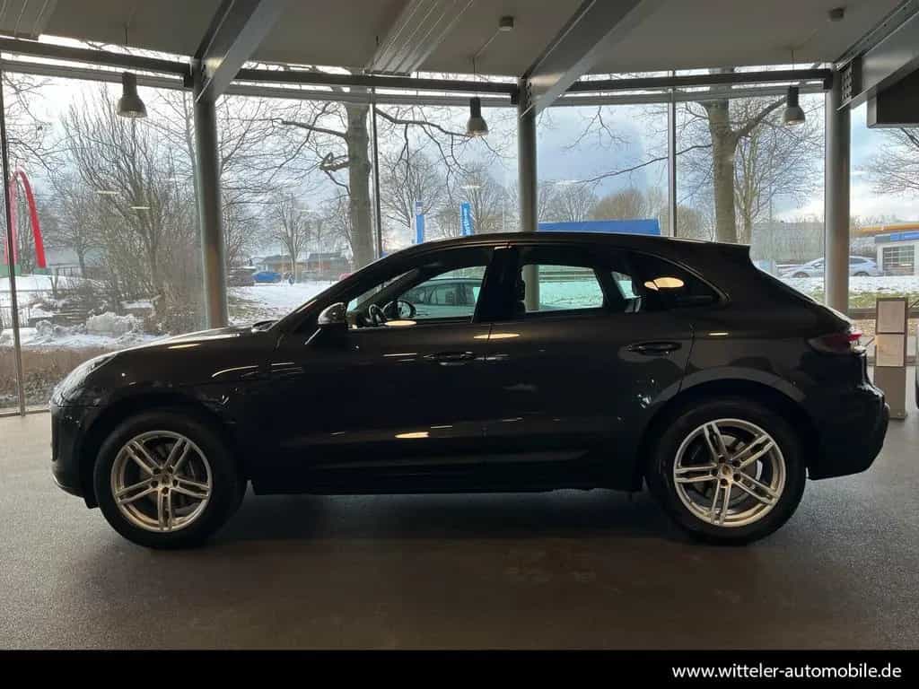 Porsche Macan 2.0T Basis LED/AHK/Rückfahrk./Sitzheizung 07/2023-photo-12