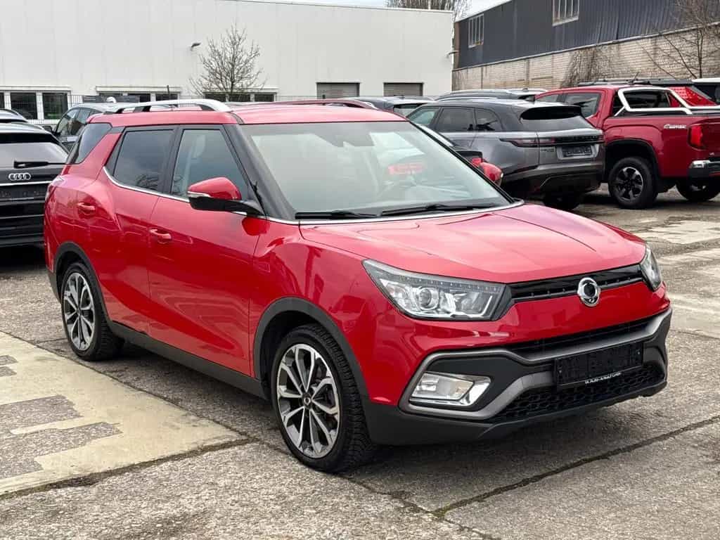 Ssangyong XLV 1.6 e-XGi 160 Clever Edition 2WD 07/2017-photo-2