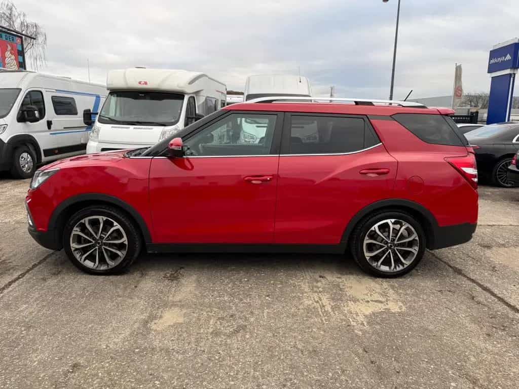 Ssangyong XLV 1.6 e-XGi 160 Clever Edition 2WD 07/2017-photo-7