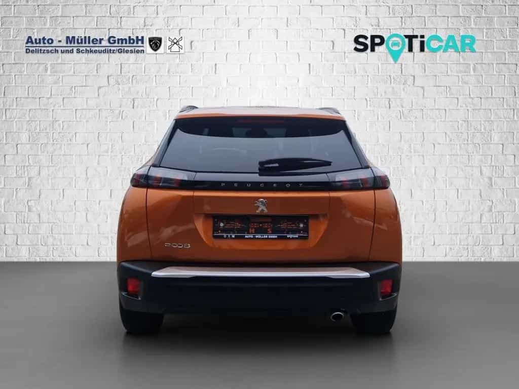 Peugeot 2008 Blue-HDI 130 Allure Pack Navigation LED 02/2022-photo-4