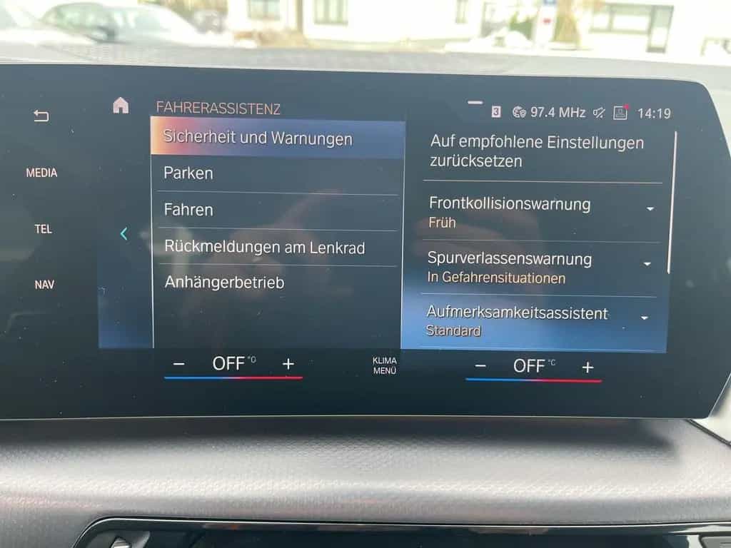 BMW 218 Active Tourer 218i Active Tourer M Sport 18" eAHK eSitze 10/2022-photo-20