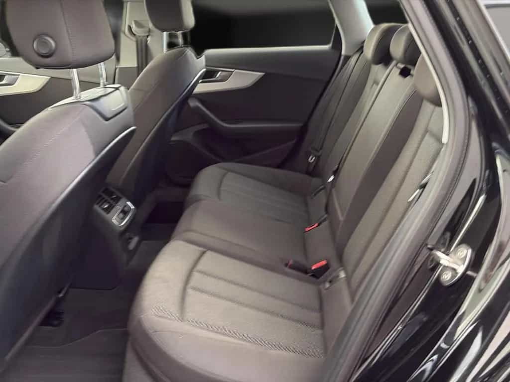 Audi A4 advanced Massage*Sound*LED*NaviTouch 05/2021-photo-17