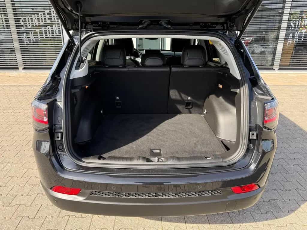 Jeep Compass 1.3 GSE T4 Limited DCT *Navi,LED,Kamera 04/2022-photo-11