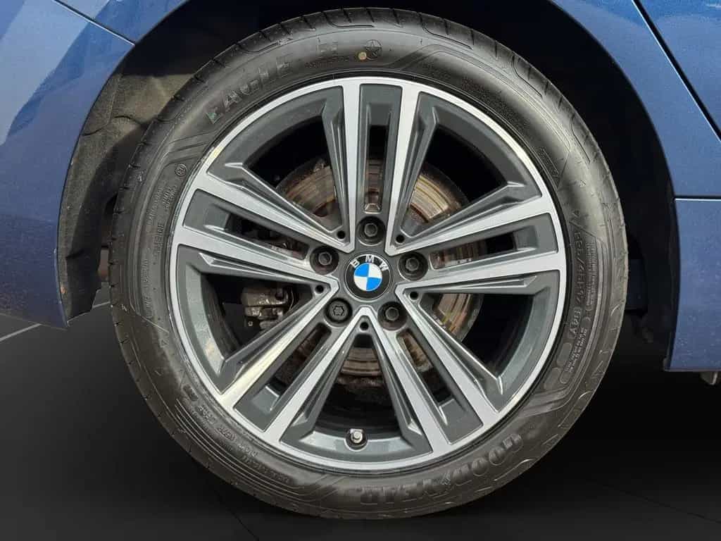 BMW 1 Series 118i Advantage Panorama Anhängerkupplung LED 03/2022-photo-11