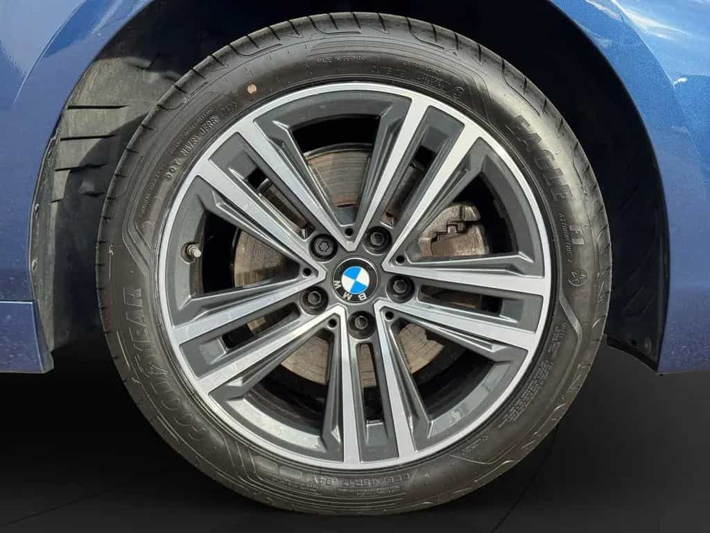 BMW 1 Series 118i Advantage Panorama Anhängerkupplung LED 03/2022-photo-12