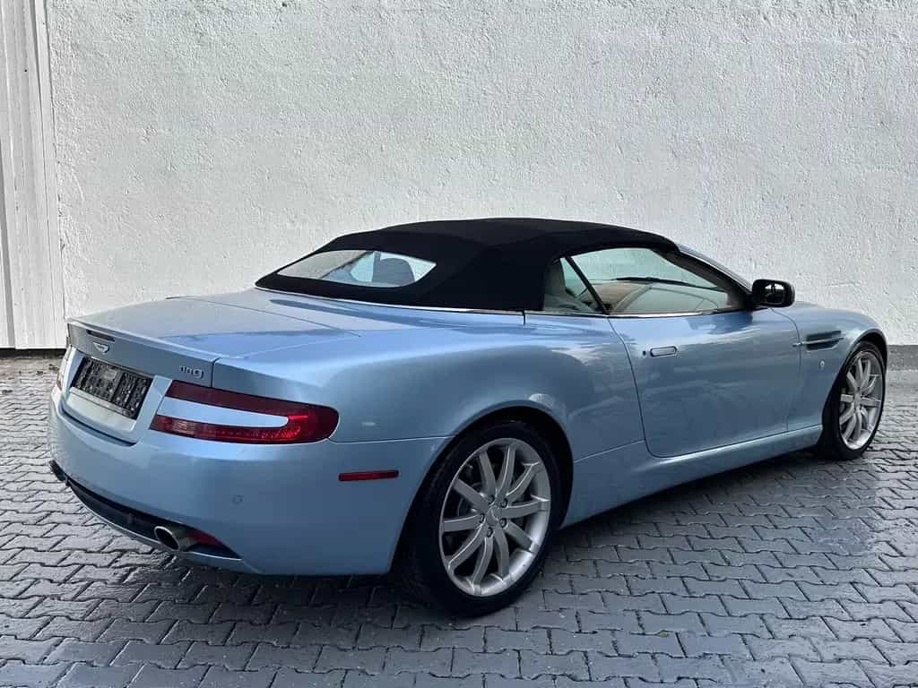 Aston Martin DB9 07/2006-photo-5