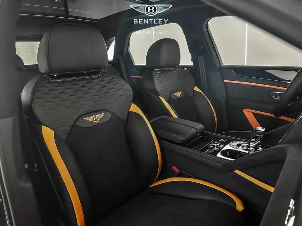 Bentley Bentayga V8 Speed - BENTLEY MILANO 01/2026-photo-15