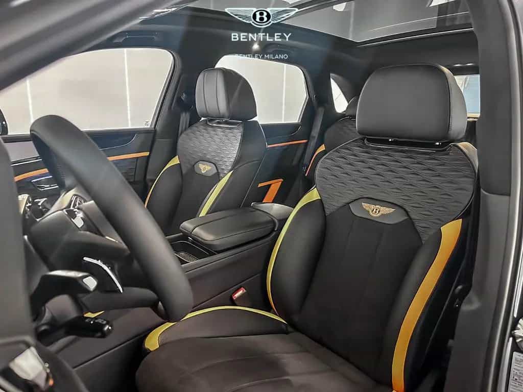 Bentley Bentayga V8 Speed - BENTLEY MILANO 01/2026-photo-8