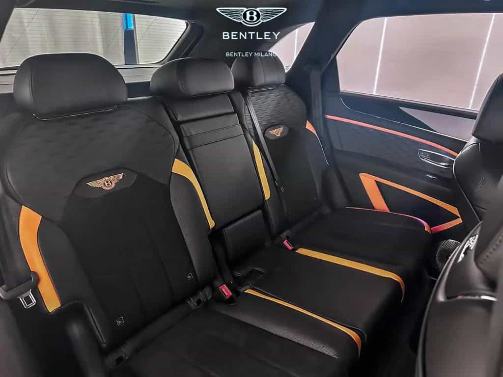Bentley Bentayga V8 Speed - BENTLEY MILANO null-photo-13