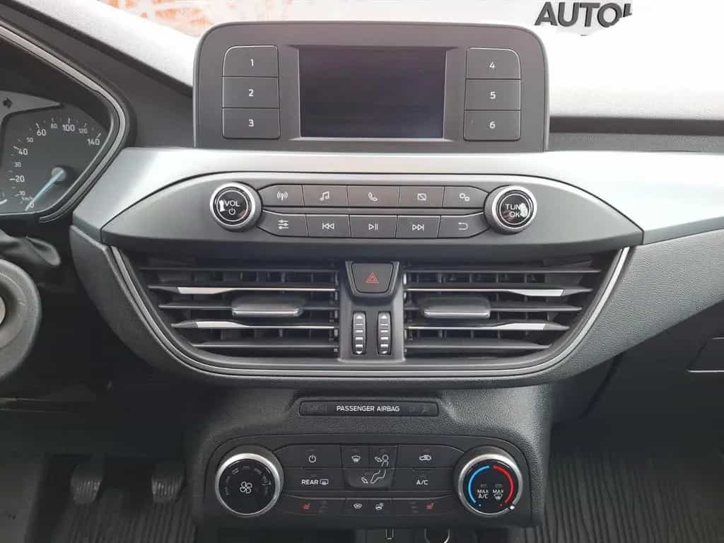 Ford Focus Turnier Trend ! LRH ! beh. WSS ! 11/2018-photo-14