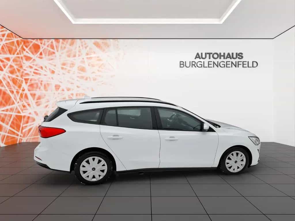 Ford Focus Turnier Trend ! LRH ! beh. WSS ! 11/2018-photo-3