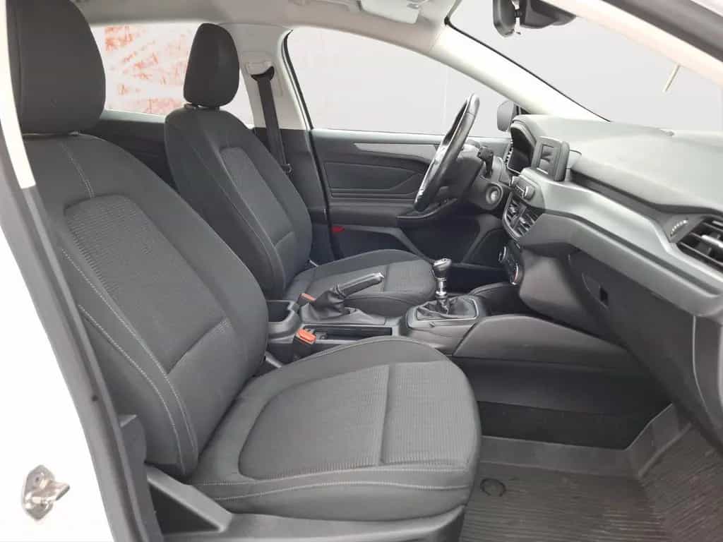 Ford Focus Turnier Trend ! LRH ! beh. WSS ! 11/2018-photo-9