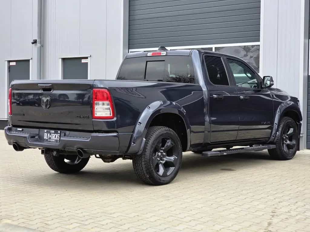 Dodge RAM 1500 5.7 4x4 Bighorn LED Kamera AHK 6-Sitzer 06/2021-photo-13