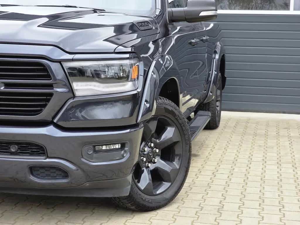 Dodge RAM 1500 5.7 4x4 Bighorn LED Kamera AHK 6-Sitzer 06/2021-photo-5