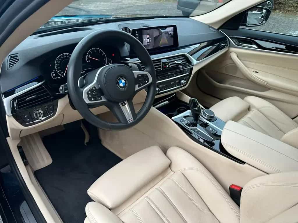 BMW 5 Series Sport Line DIGITACHO ACC STANDH 360° HUD 10/2018-photo-14