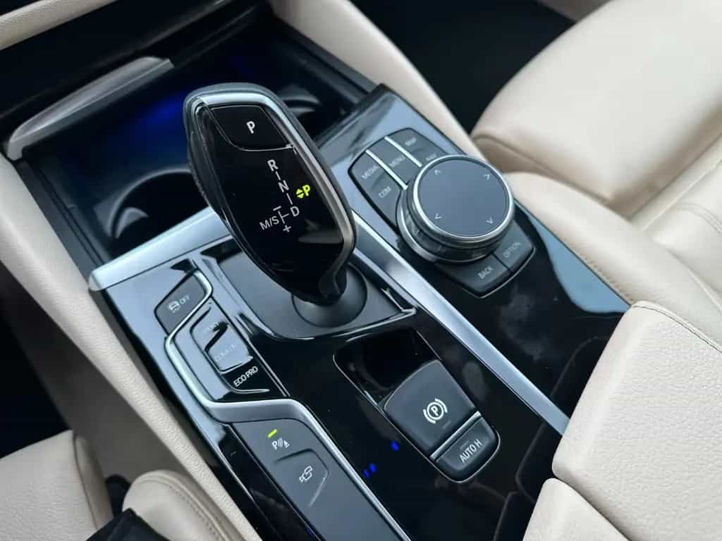 BMW 5 Series Sport Line DIGITACHO ACC STANDH 360° HUD 10/2018-photo-19