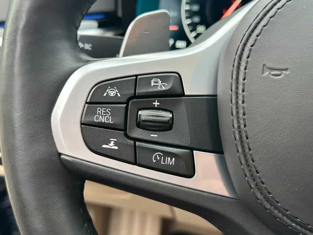 BMW 5 Series Sport Line DIGITACHO ACC STANDH 360° HUD 10/2018-photo-22