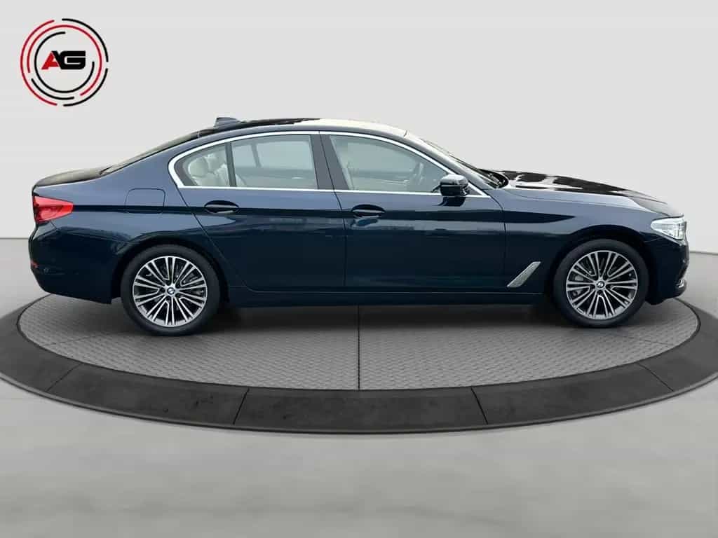 BMW 5 Series Sport Line DIGITACHO ACC STANDH 360° HUD 10/2018-photo-3