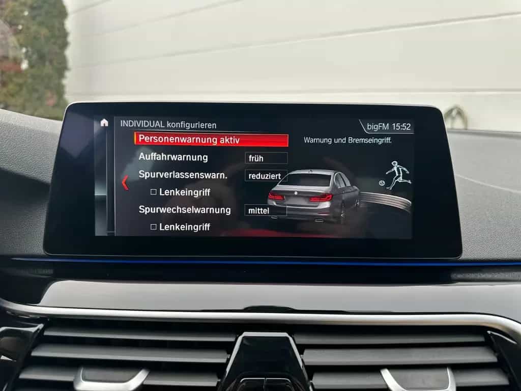 BMW 5 Series Sport Line DIGITACHO ACC STANDH 360° HUD 10/2018-photo-32