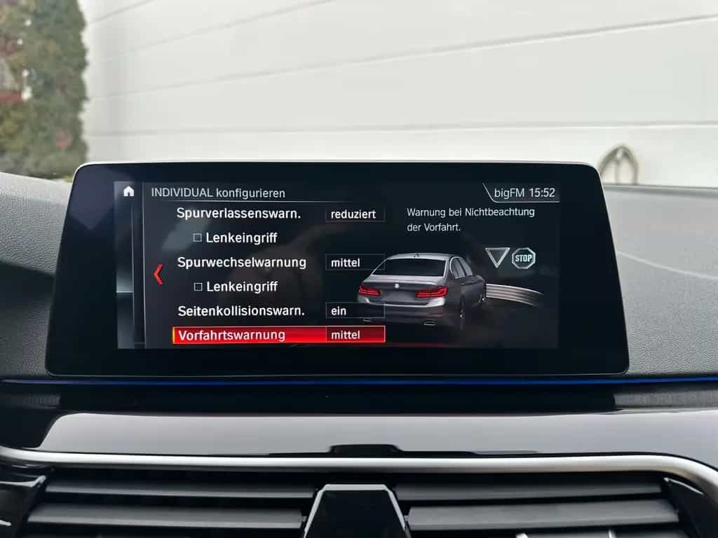 BMW 5 Series Sport Line DIGITACHO ACC STANDH 360° HUD 10/2018-photo-33