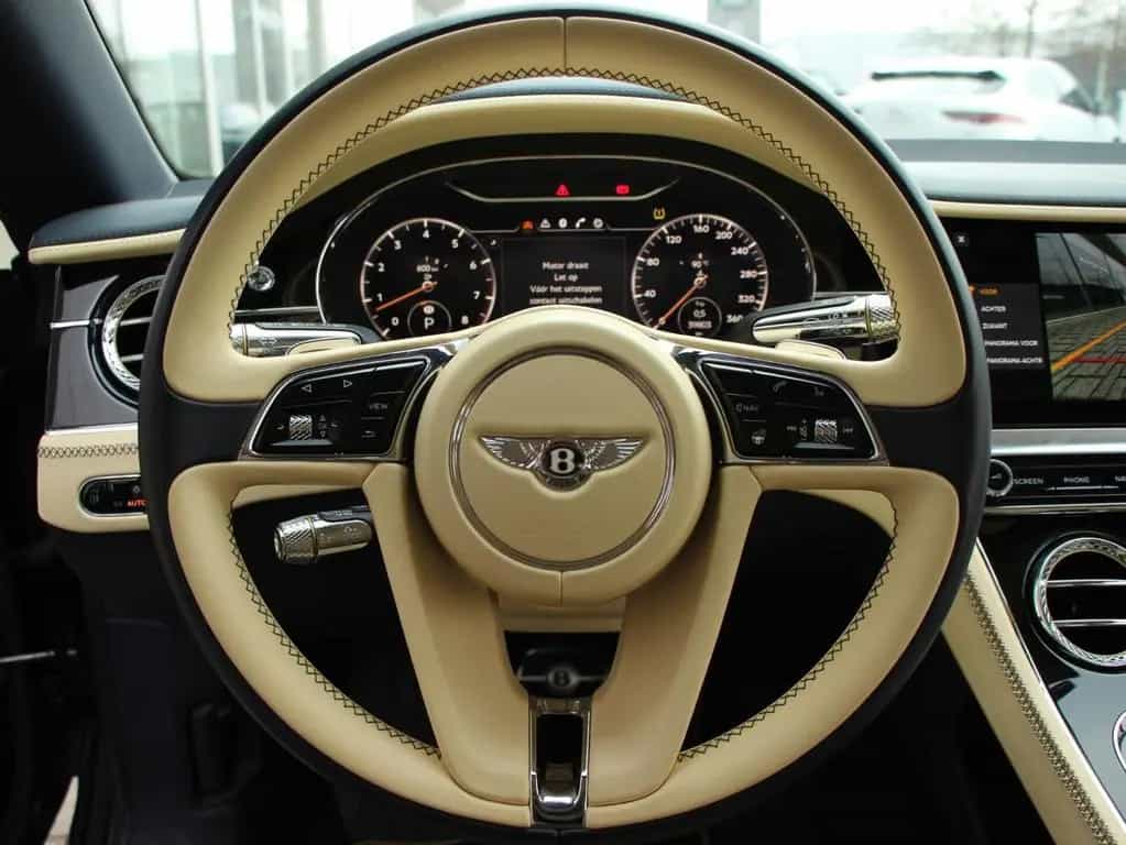 Bentley Continental GTC 6.0 W12 First Edition | Rotating 07/2019-photo-23