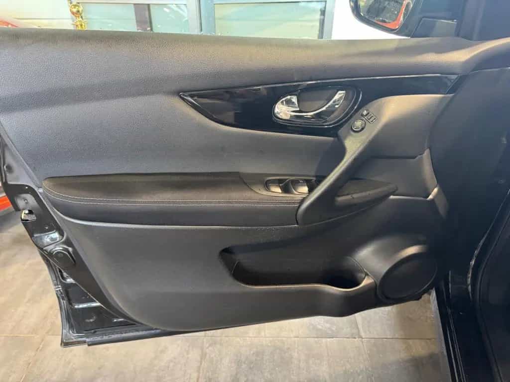 Nissan Qashqai N-Connecta | TÜV 06.2027 06/2016-photo-11