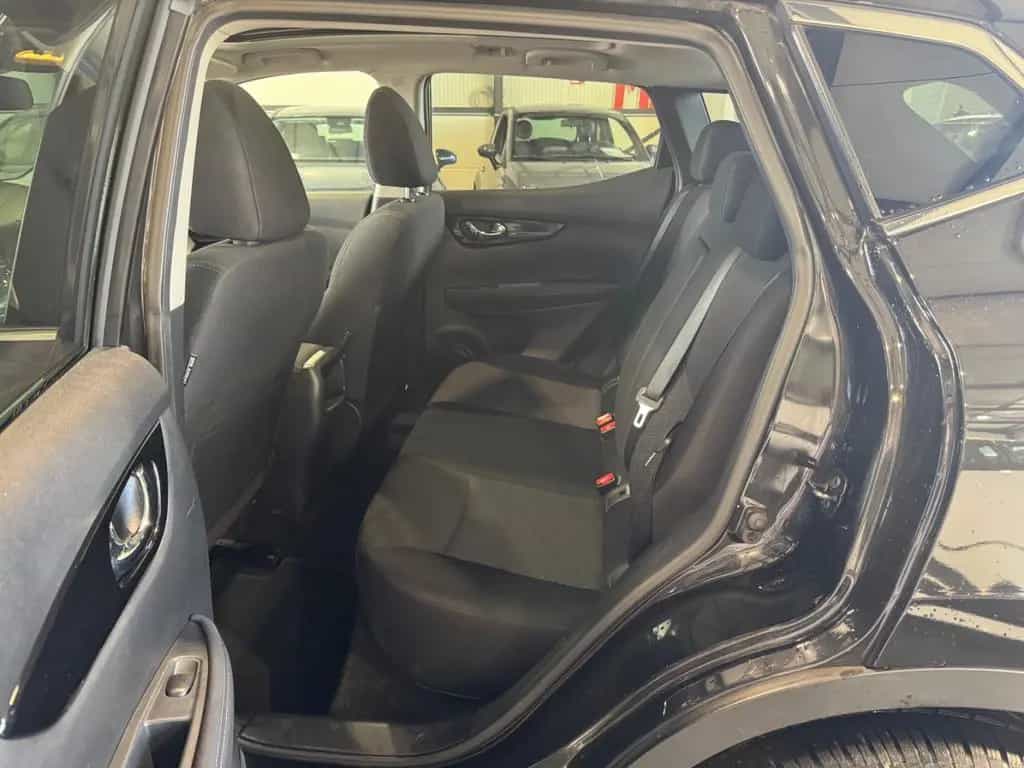 Nissan Qashqai N-Connecta | TÜV 06.2027 06/2016-photo-19