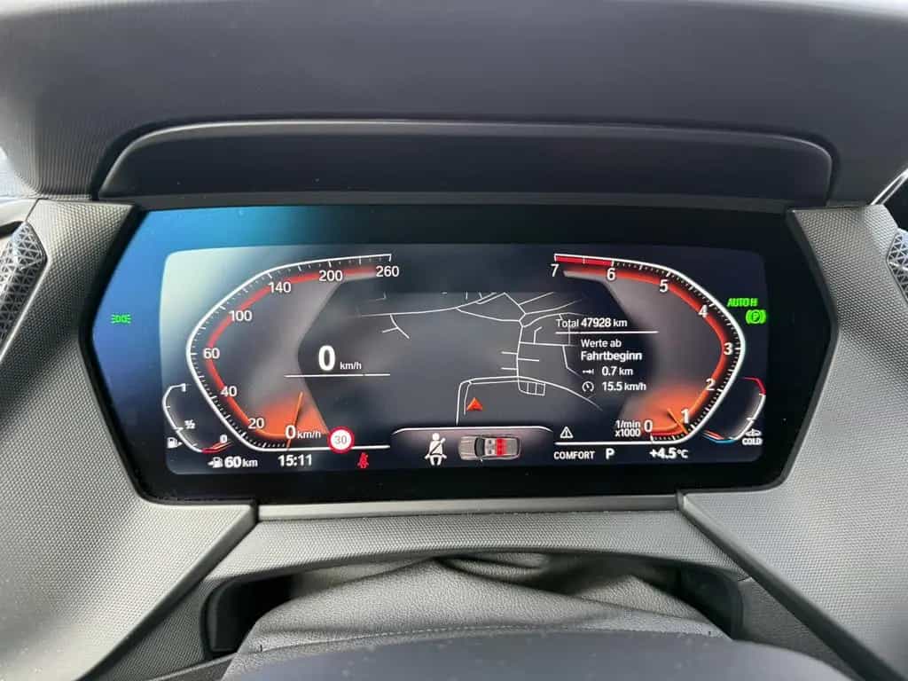 BMW 1 Series M ACC HUD Kam. Ad.LED Mem. el.Sitze 1.Hand 11/2021-photo-9