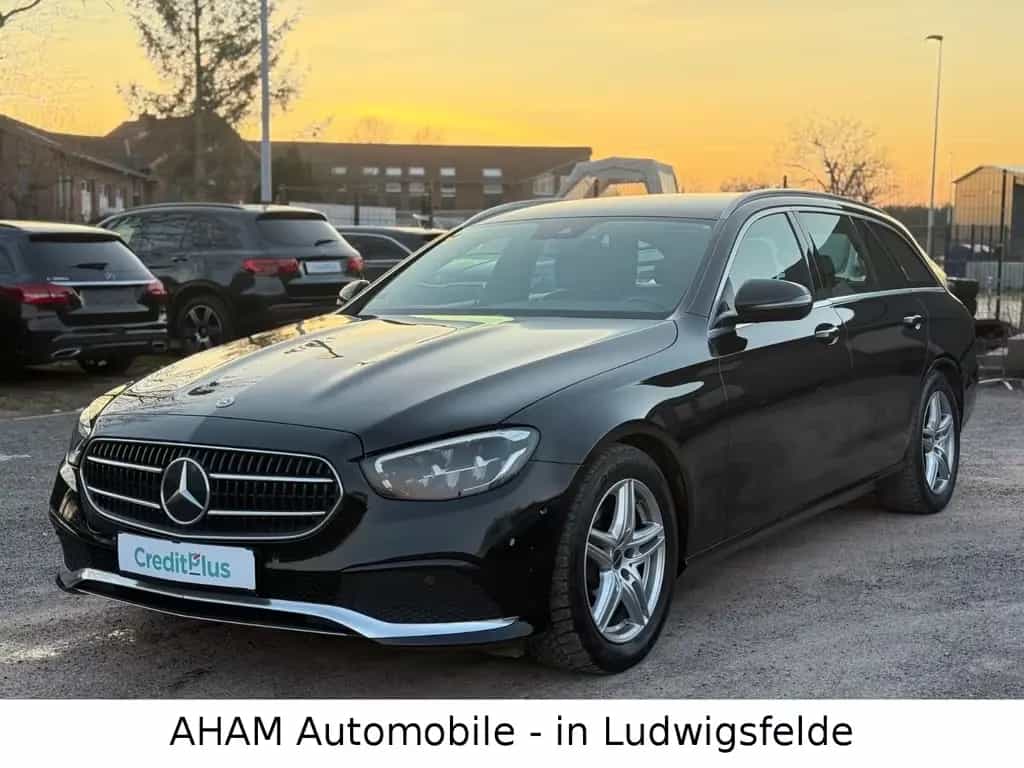 Mercedes-Benz E 220 d T Avantgarde|FACELIFT|MBUX|AHK|KAM|LED 11/2020-photo-0